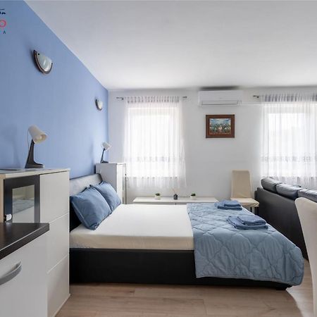 Studio Tommy 2 Rovinj Zewnętrze zdjęcie